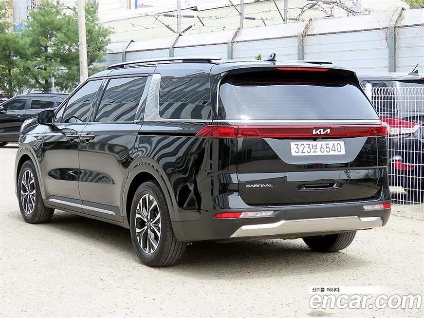 Kia Carnival 2023 из KR, фото 4
