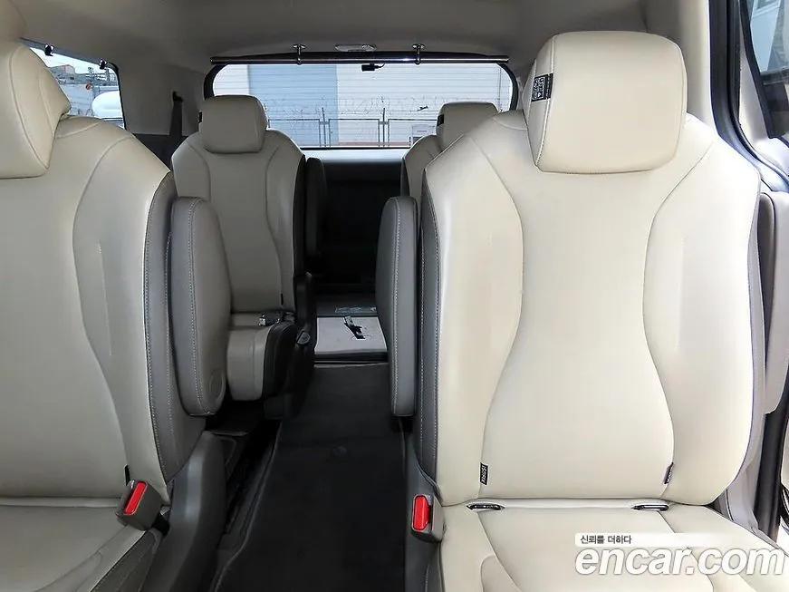 Kia Carnival 2023 из KR, фото 5