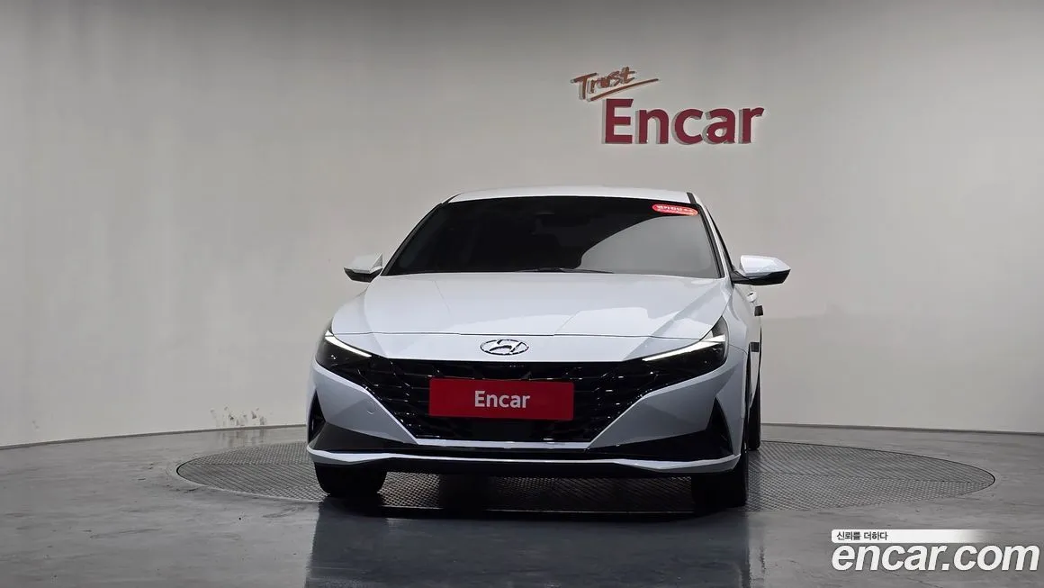 Hyundai AVANTE — фото 2
