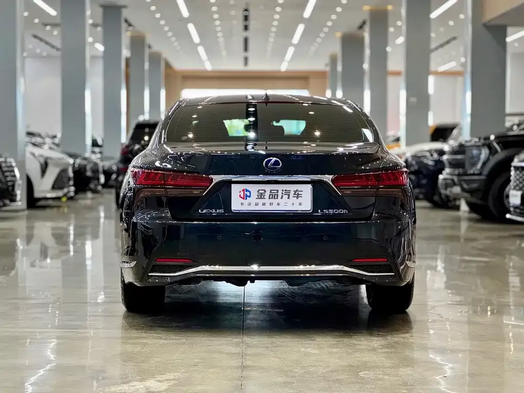 Lexus LS 2021 из CN, фото 2