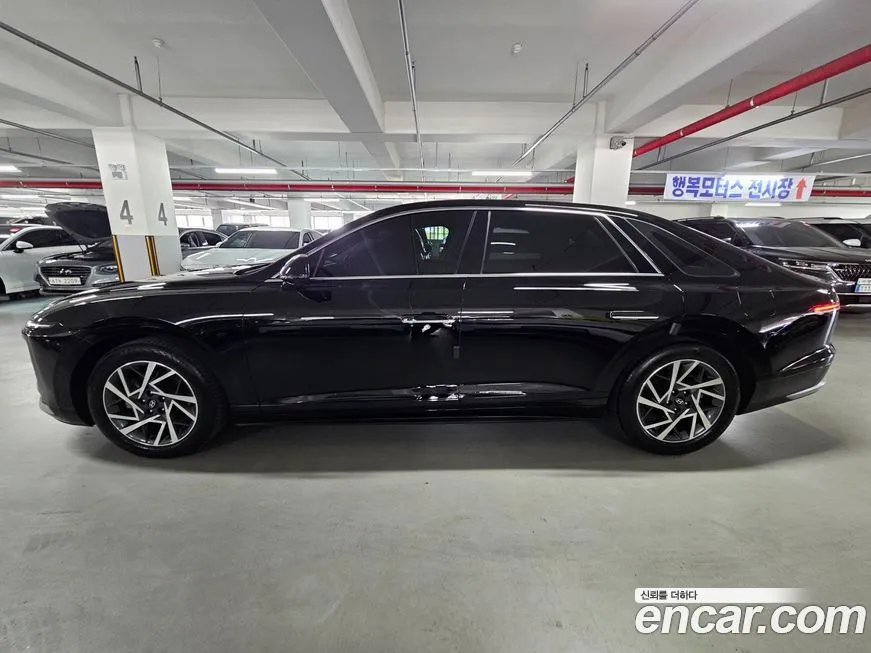 Hyundai Grandeur 2023 из KR, фото 2