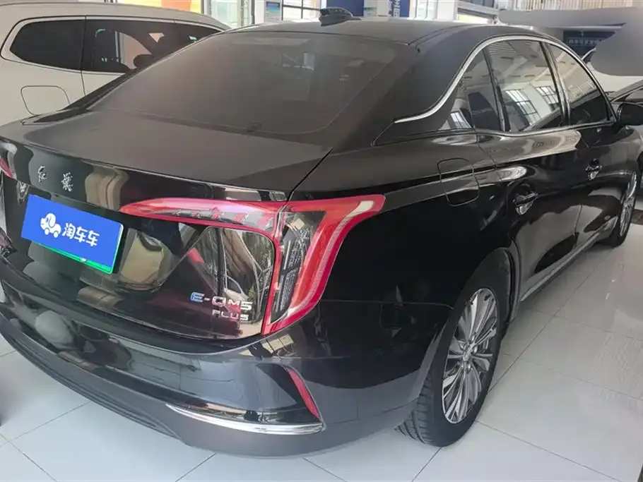 Hongqi E-QM5 2024 из CN, фото 6