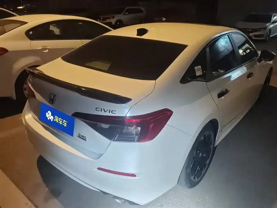 Honda Civic — фото 8
