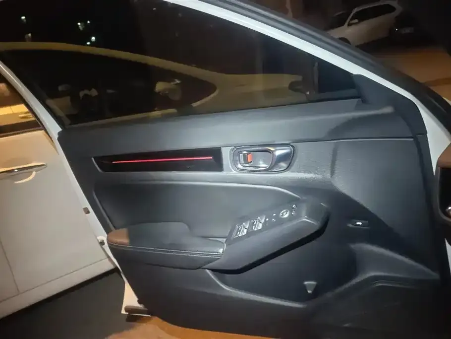 Honda Civic — фото 4