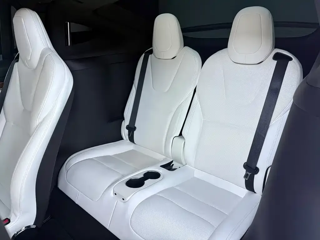 Tesla Model X 2023 из CN, фото 5