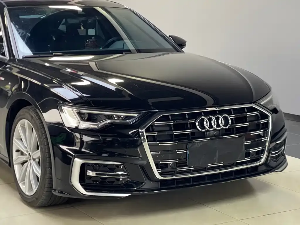 Audi A6L — фото 6