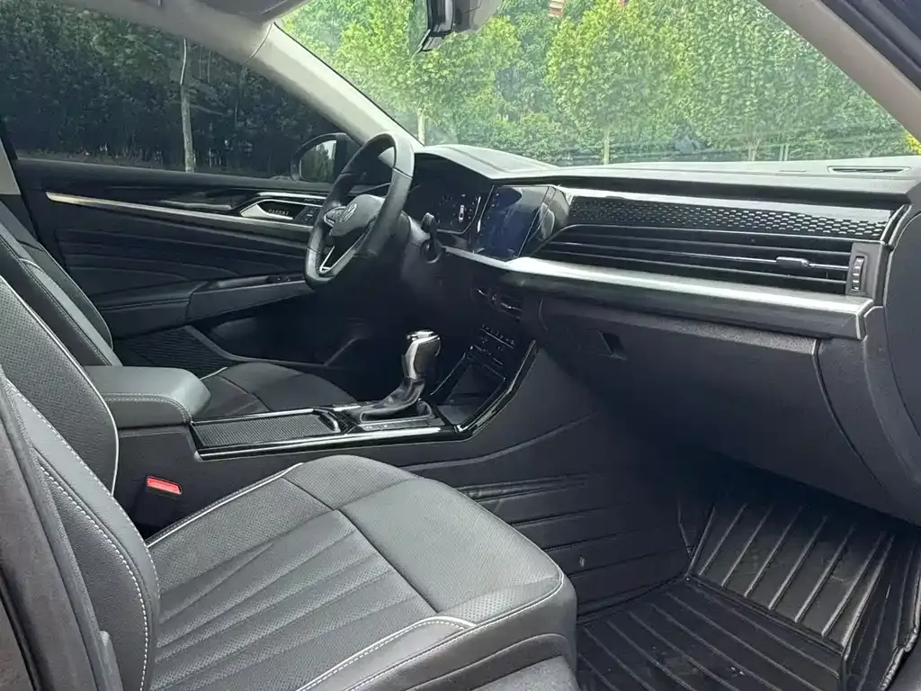 Volkswagen Passat — фото 4
