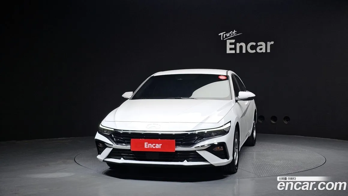 Hyundai AVANTE — фото 3