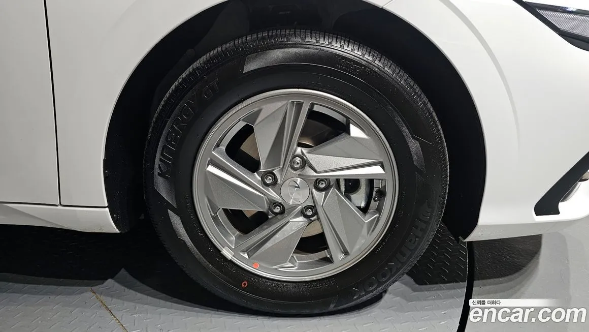 Hyundai AVANTE — фото 7