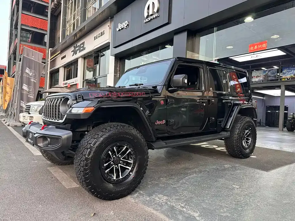 Jeep Wrangler — фото 1