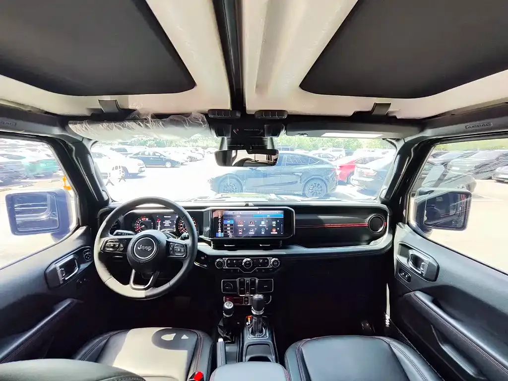 Jeep Wrangler — фото 9