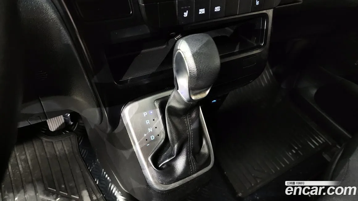 Hyundai Staria 2023 из KR, фото 5