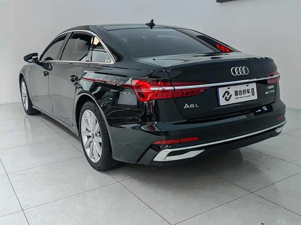 Audi A6L — фото 4