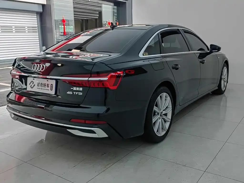 Audi A6L — фото 3