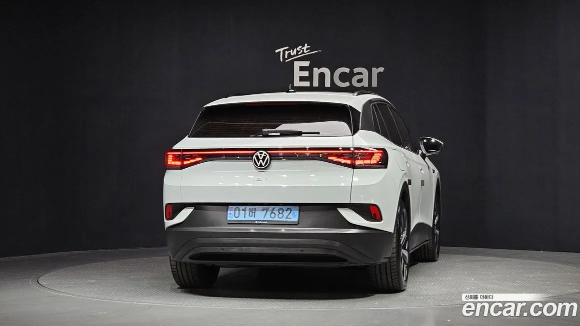 Volkswagen ID.4 — фото 2