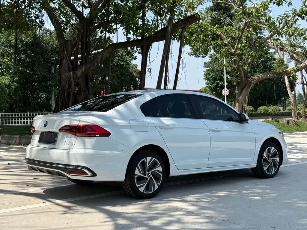 Volkswagen Bora 2025 из CN, фото 10