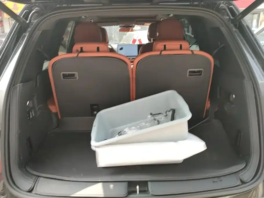 Li Auto L8 2024 из CN, фото 7
