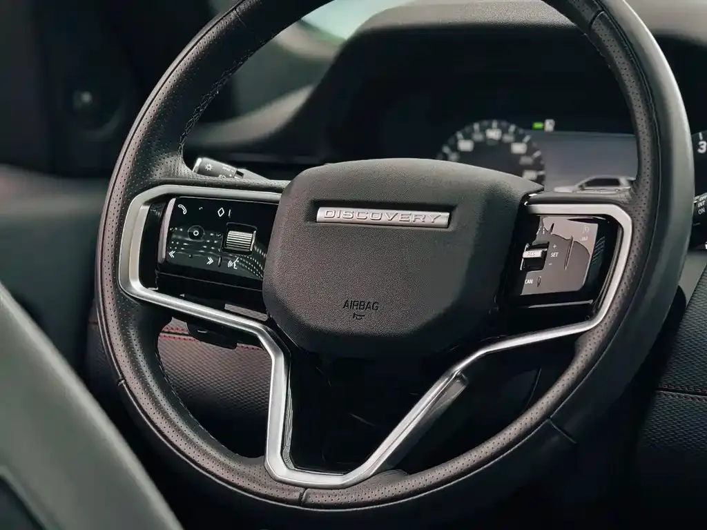 Land Rover Discovery Sport — фото 10
