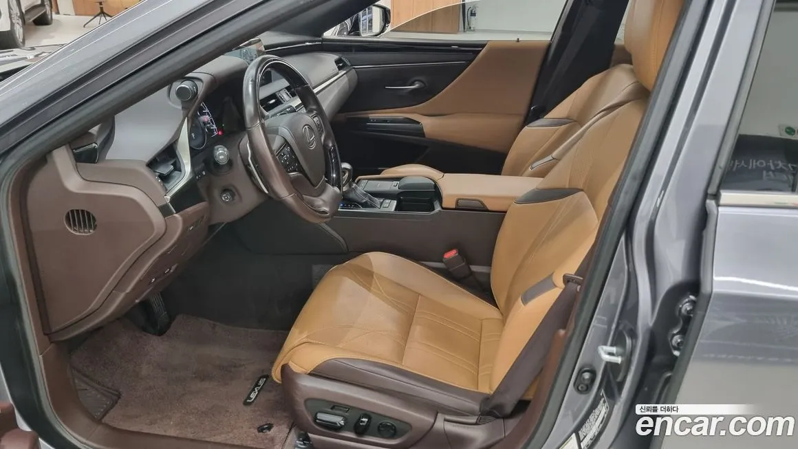 Lexus ES 2021 из KR, фото 7