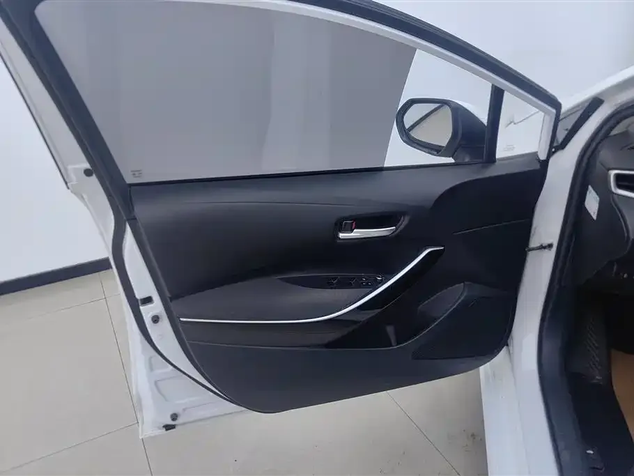 Toyota Corolla 2021 из CN, фото 10