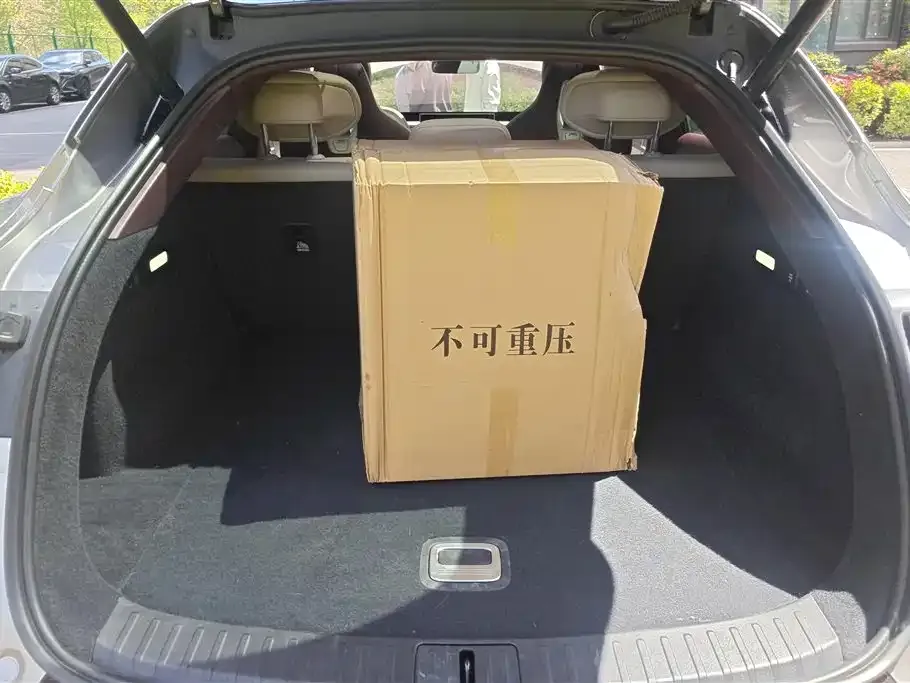 Xiaomi YU7 — фото 7