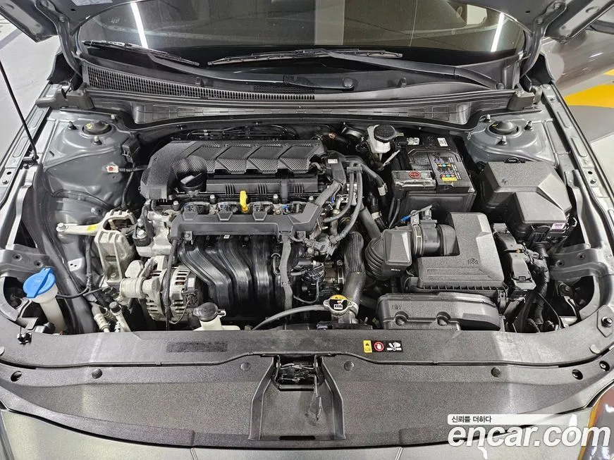 Hyundai AVANTE — фото 10