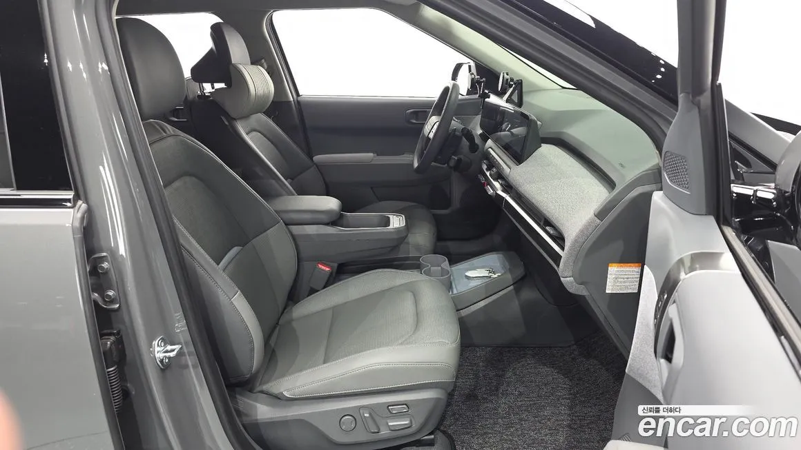Kia EV3 — фото 8