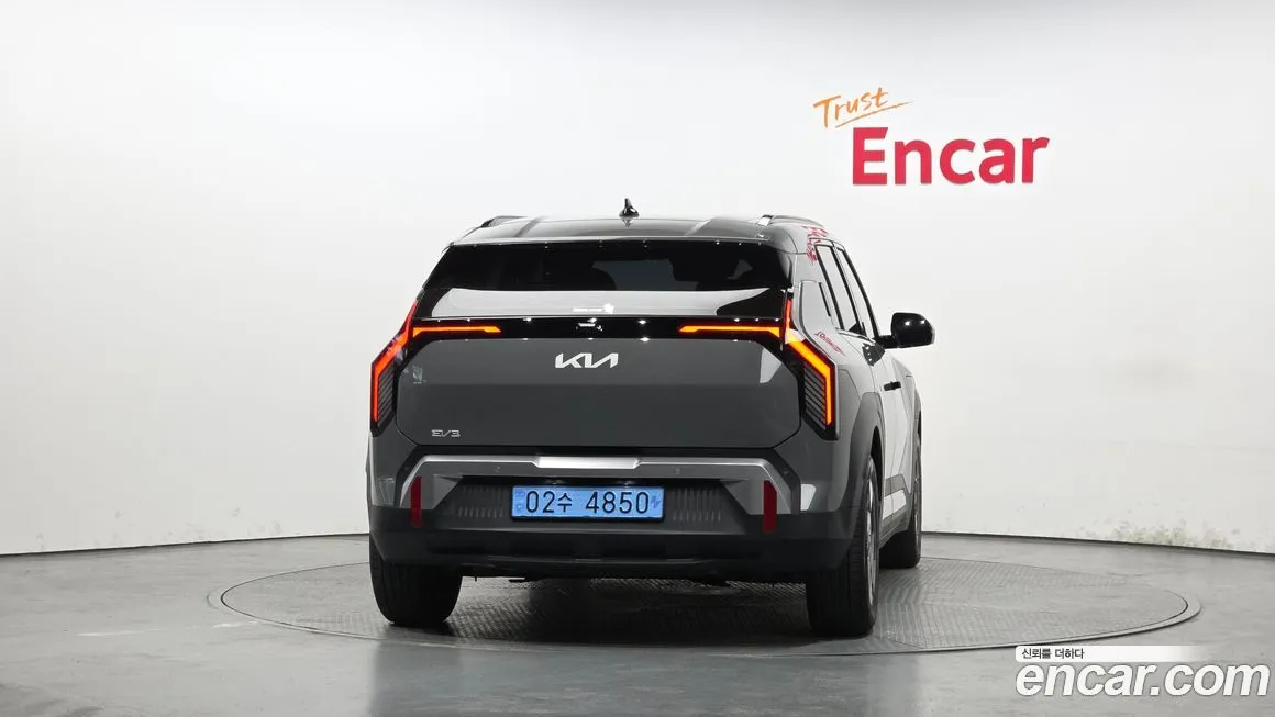 Kia EV3 — фото 2
