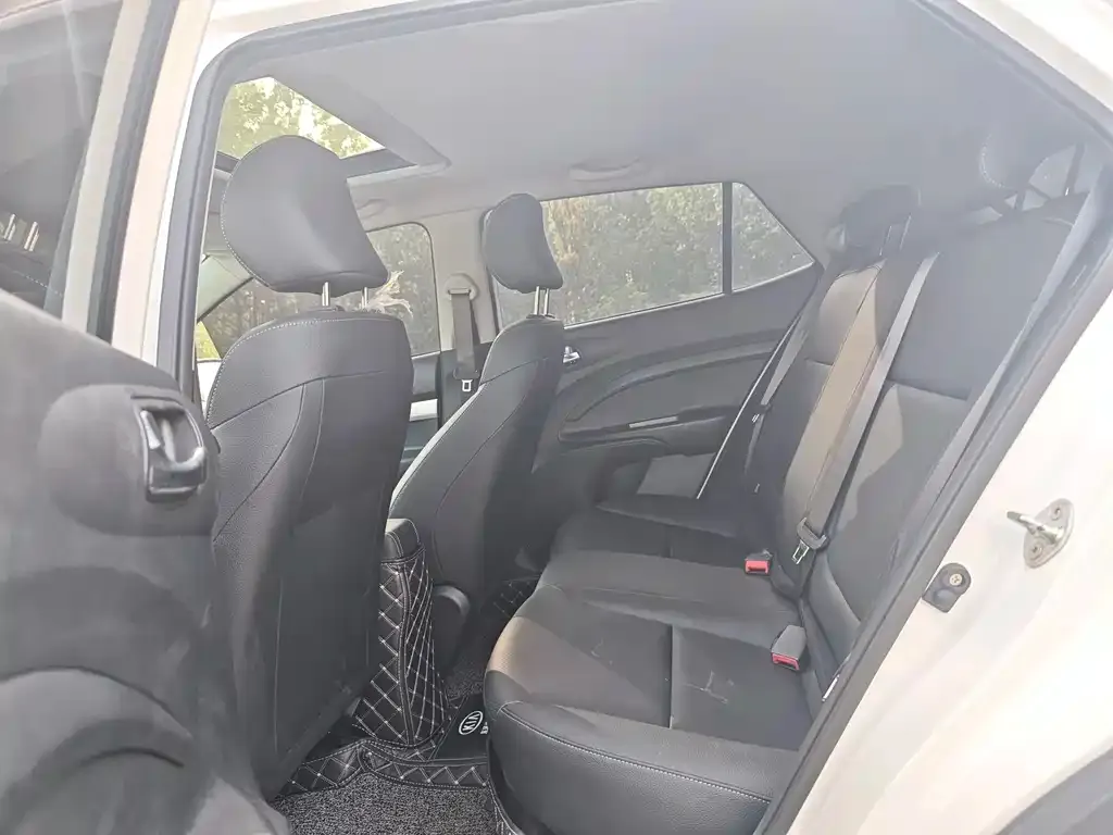 Kia KX1 2022 из CN, фото 2