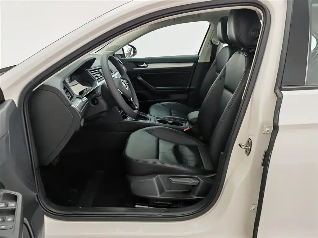 Volkswagen Lamando 2021 из CN, фото 5