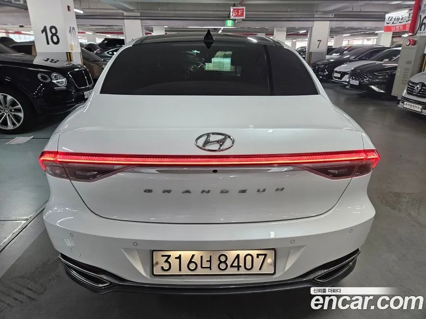 Hyundai Grandeur — фото 10