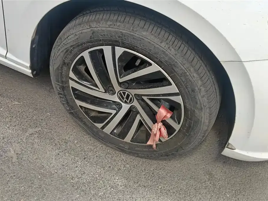 Volkswagen Lavida 2023 из CN, фото 8