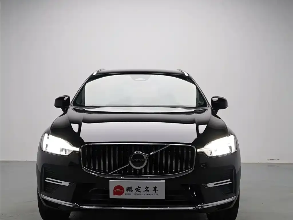 Volvo XC60 — фото 4