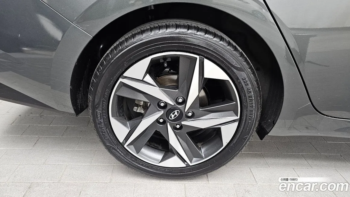 Hyundai AVANTE — фото 6