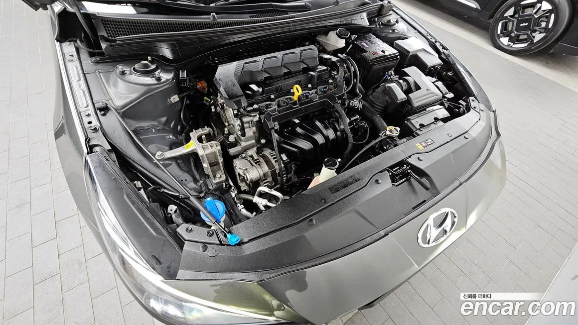 Hyundai AVANTE — фото 10
