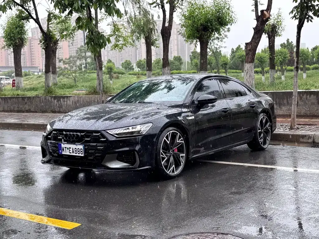 Audi A7L — фото 8