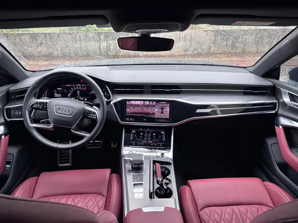 Audi A7L — фото 5