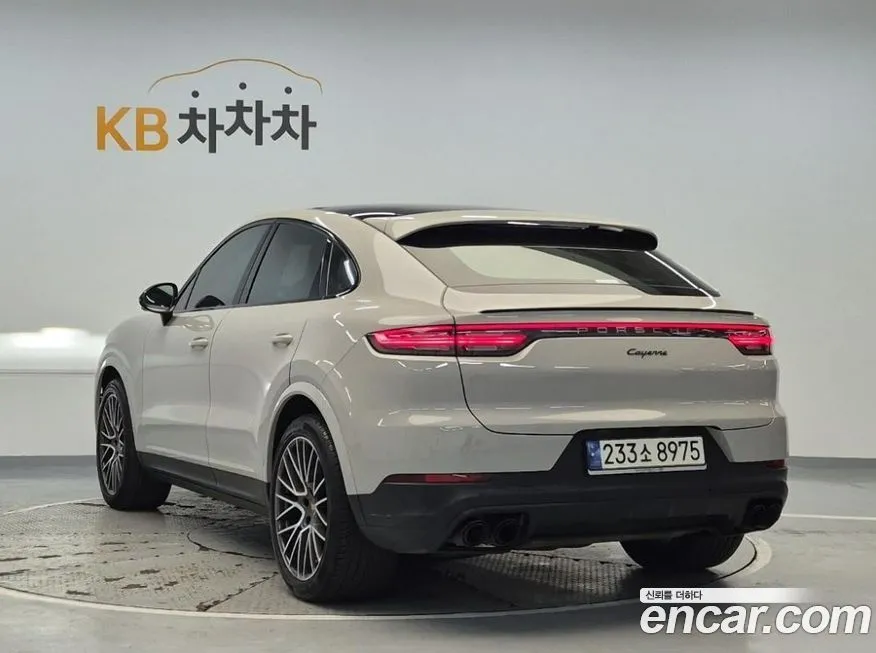 Porsche Cayenne 2021 из KR, фото 2