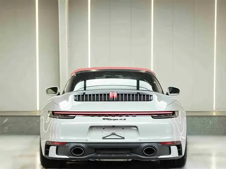 Porsche 911 2022 из CN, фото 2