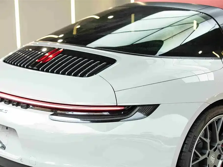 Porsche 911 2022 из CN, фото 10