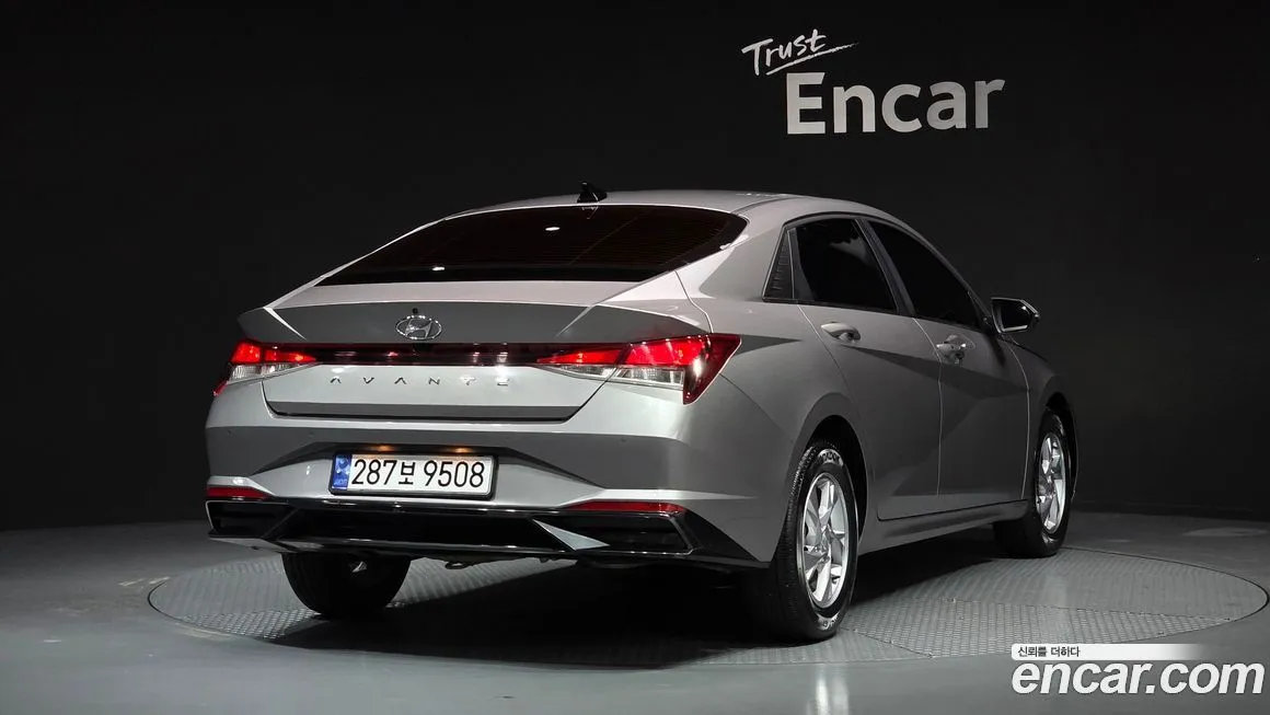 Hyundai AVANTE — фото 5