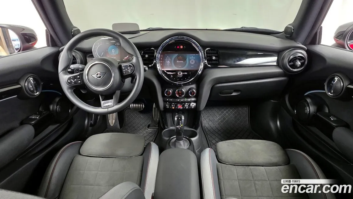Mini Cooper 2023 из KR, фото 10