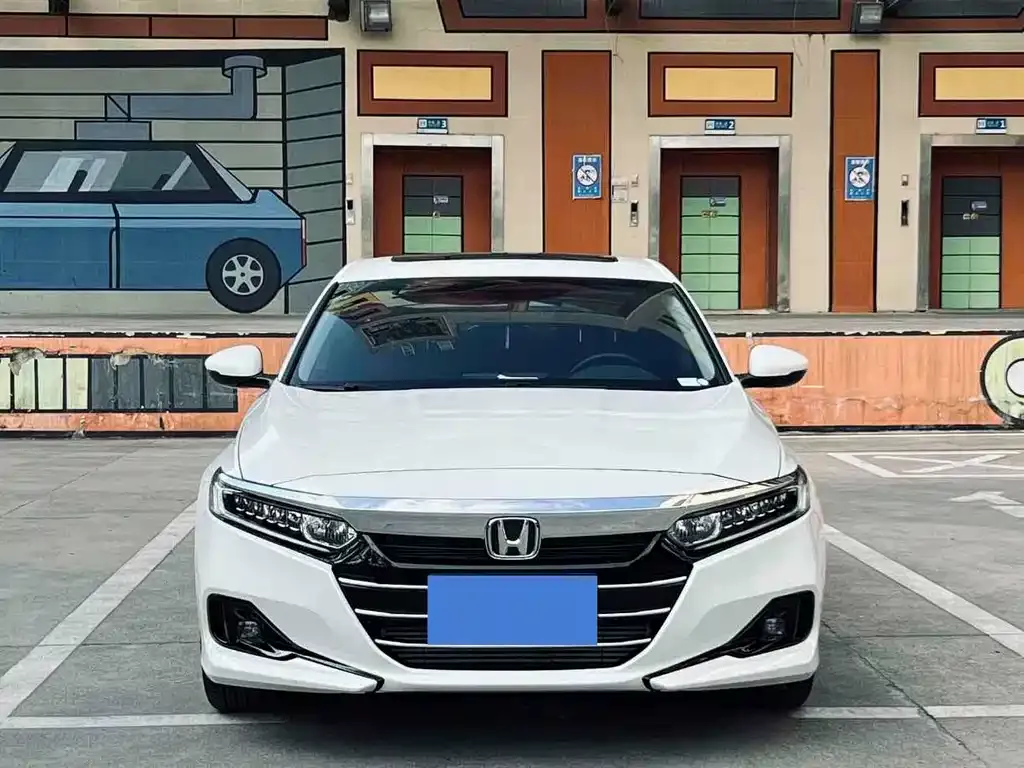 Honda Accord — фото 3