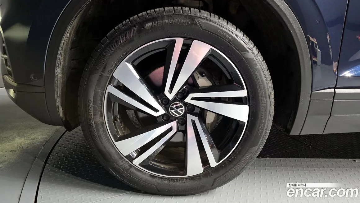 Volkswagen Touareg 2023 из KR, фото 8