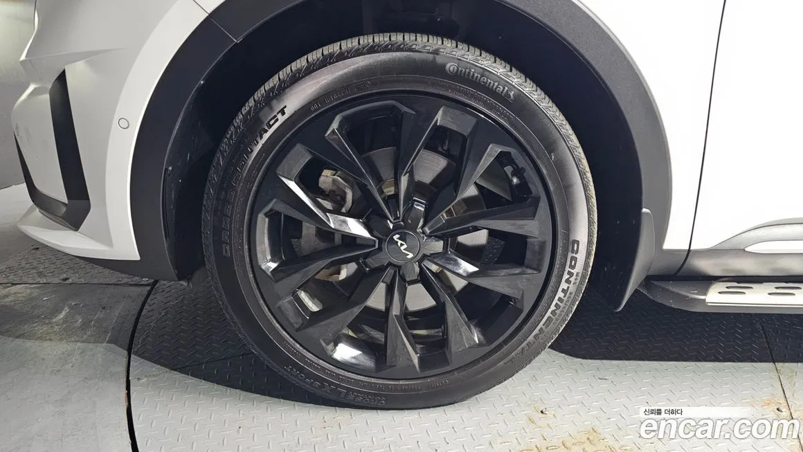 Kia Sorento — фото 5