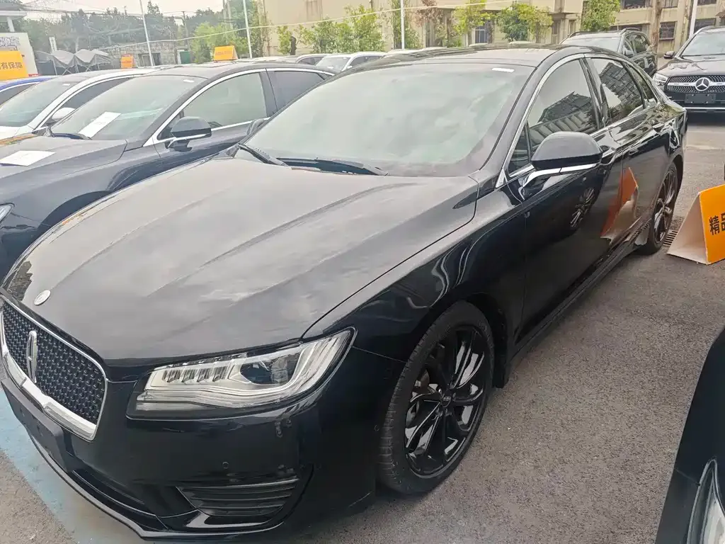 Lincoln MKZ