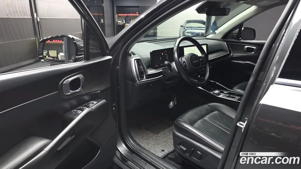 Kia Sorento — фото 5