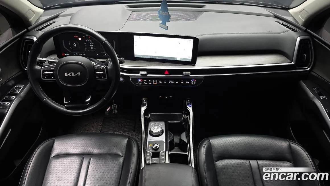Kia Sorento — фото 9