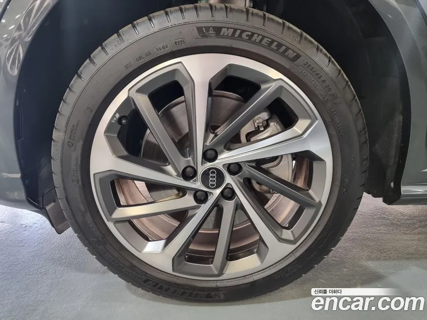 Audi Q5 2025 из KR, фото 3