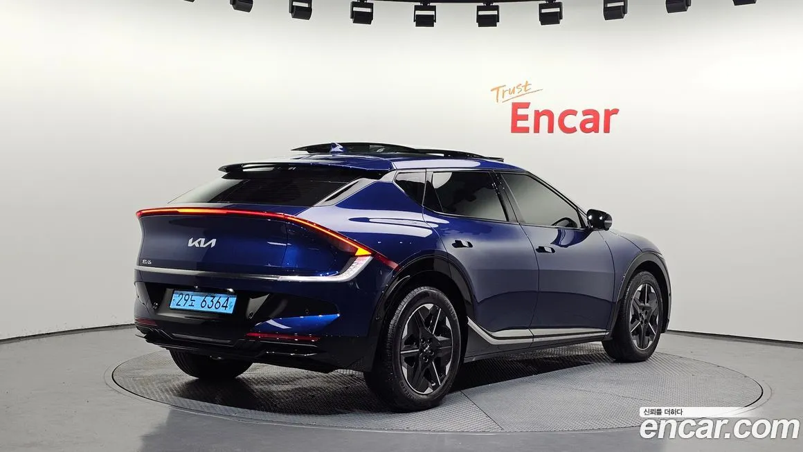 Kia EV6 — фото 4
